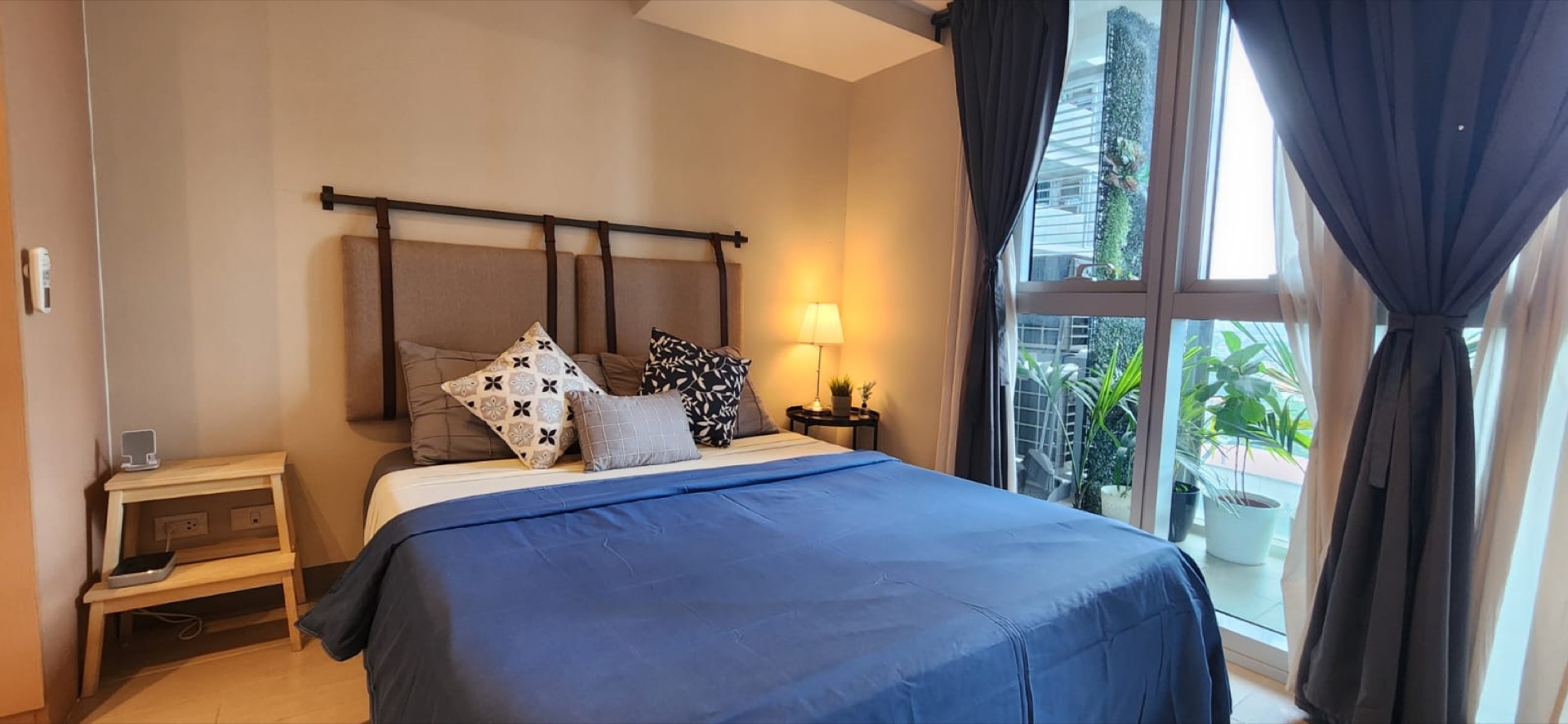 Uptown Parksuites Tower 2 Units 7U and 8U resale BGC Taguig